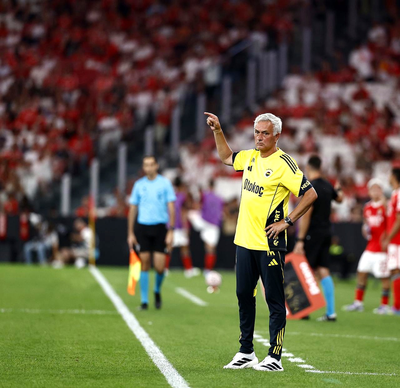 今晚体能课后，里昂豪取连胜备战葡超，更衣室稳定，年轻球员得到机会的简单介绍Kaiyun开云中国官方网站