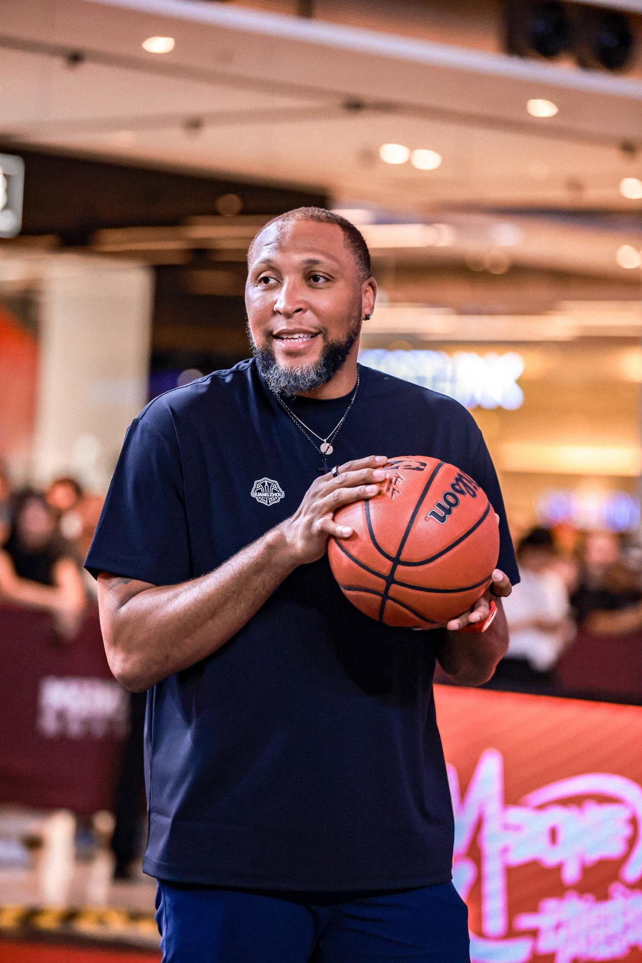 广州队赛前造点机会，志在NBA总决赛名次提升，气氛紧张，赛季目标并未改变的简单介绍