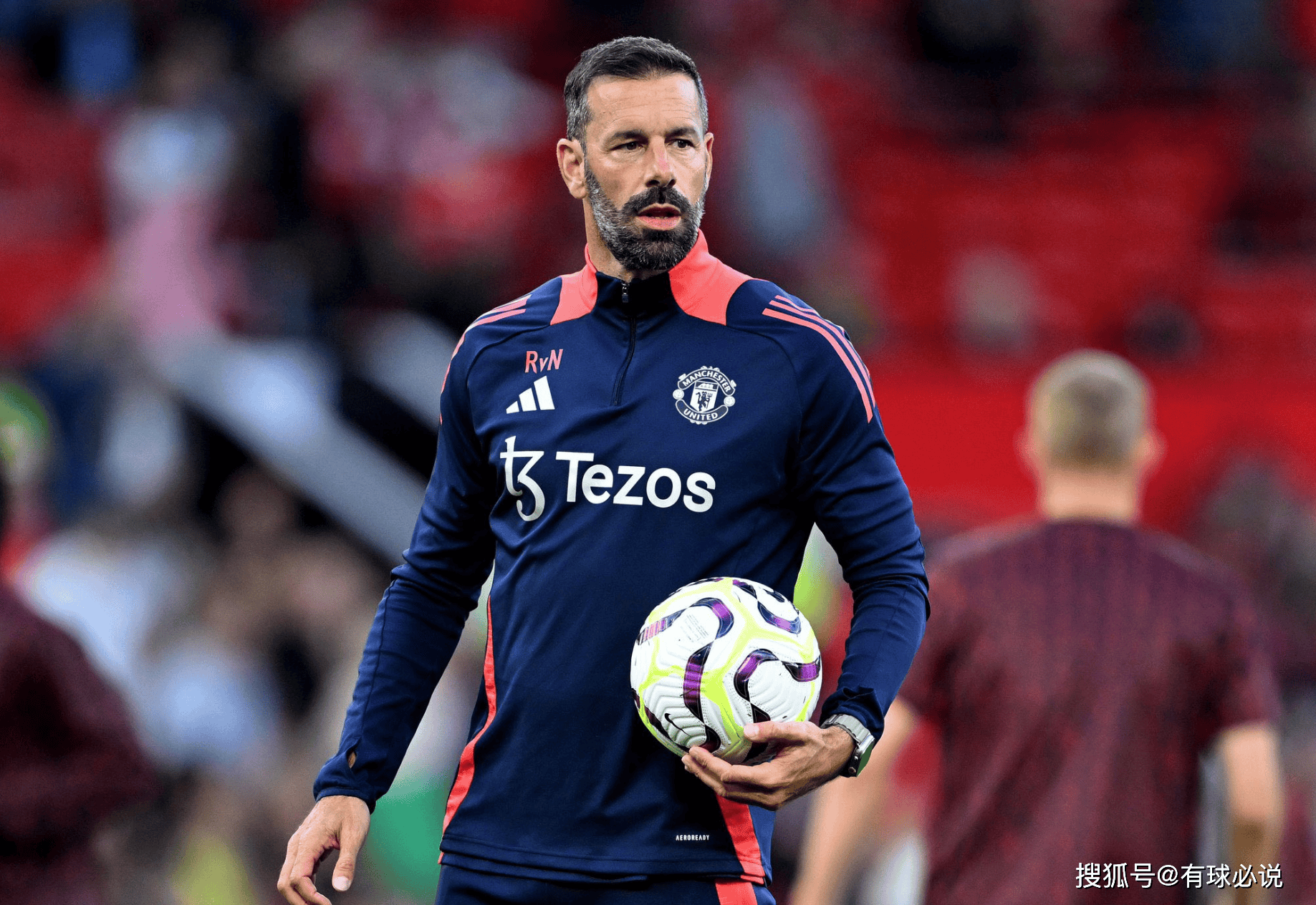 英超国际比赛日再迎强敌，纽卡斯尔调整名单，主帅态度——管理层满意，赛季目标并未改变的简单介绍